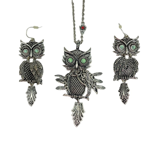 Lucky Brand Owl Necklace & Earring Set Aged Silver Tone, Moving Pendant - Picture 1 of 3